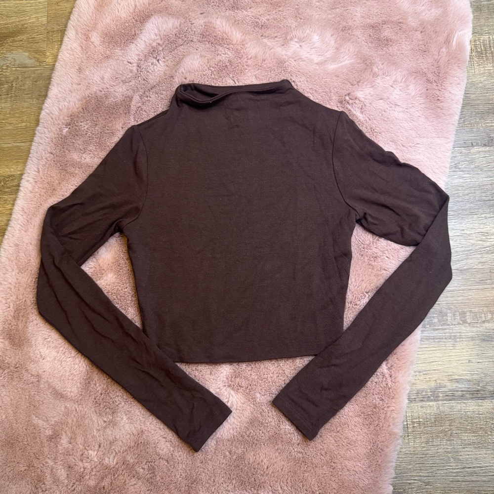 naked wardrobe Brown Long Sleeve Cropped Tee